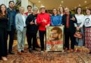 Lula recebe equipe do filme “Honestino”, UNE e familiares do líder estudantil no Palácio da Alvorada Lula recebe equipe do filme “Honestino”, UNE e familiares do líder estudantil no Palácio da Alvorada